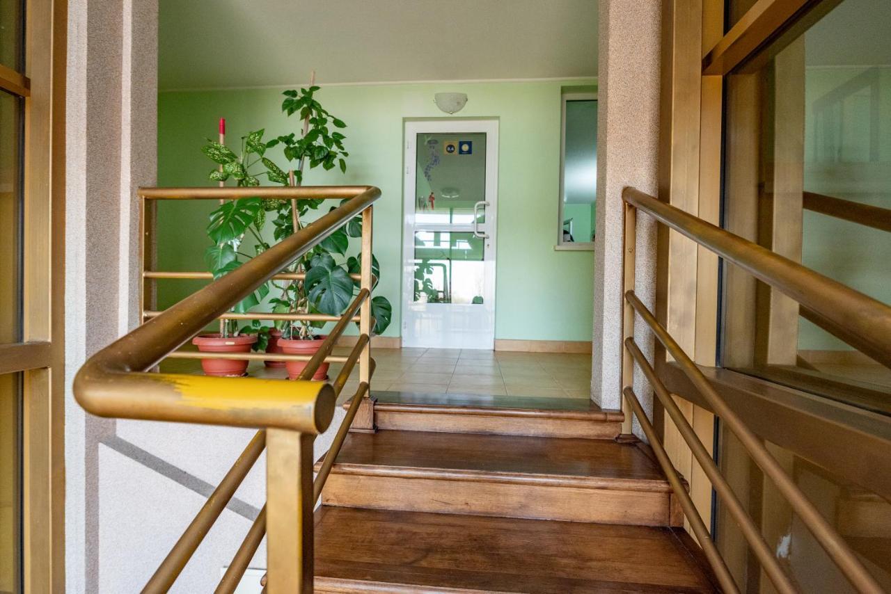 Elektromash Hotel Tiraszpol Kültér fotó